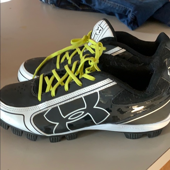 Under Armour Shoes - Cleats Under Armour Shoes - Cleats